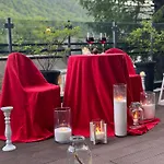 Reef Terrace Yaremche