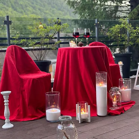 Reef Terrace Yaremche